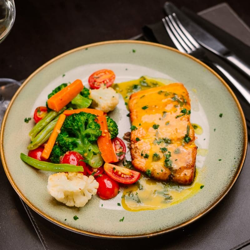Salmão com Legumes